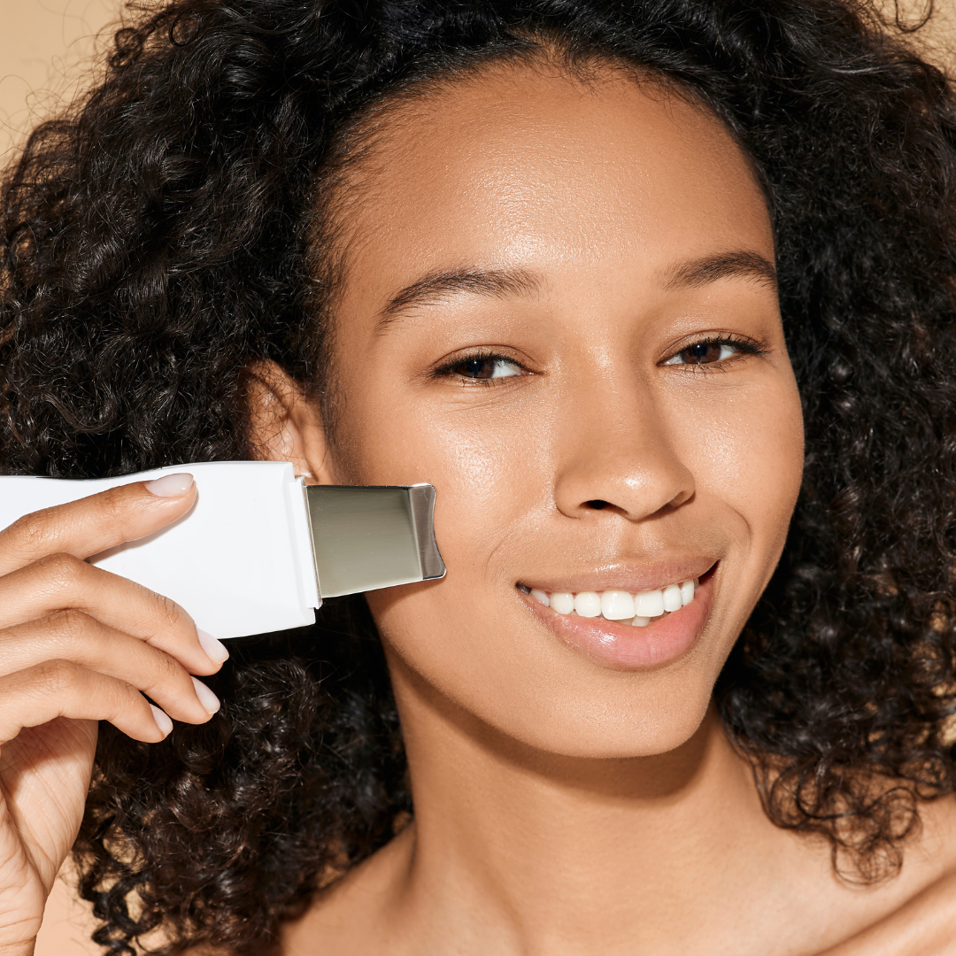 ZAQ Nova Ultrasonic Scrub Spatula