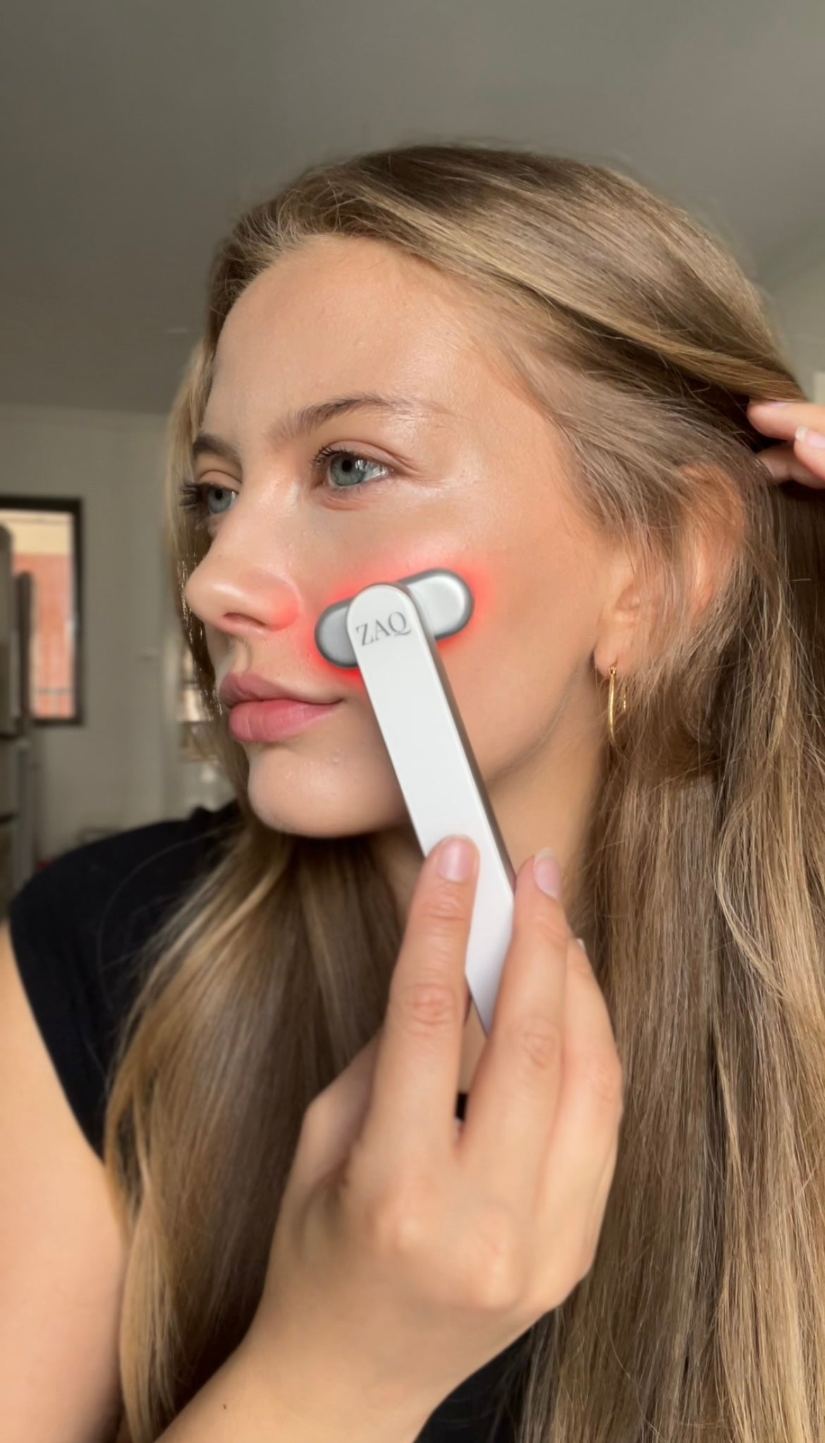 ZAQ Zayn 2.0 Facial Wand – LED Light, Microcurrent, Heat & Vibration
