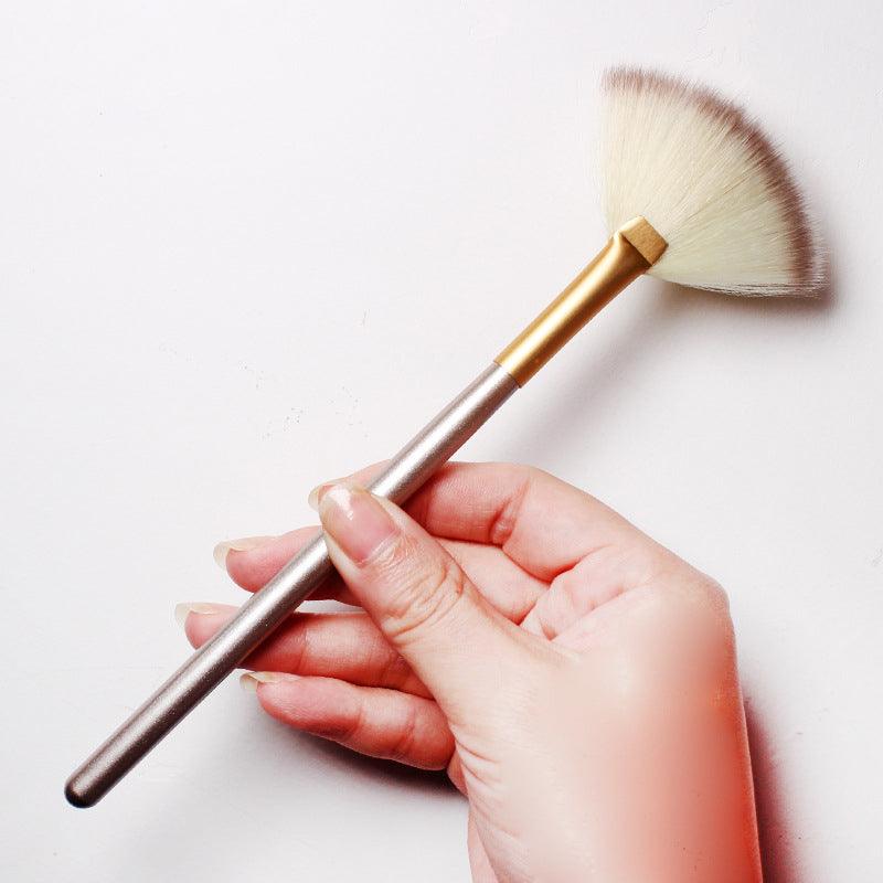 Fan Brush Applicator