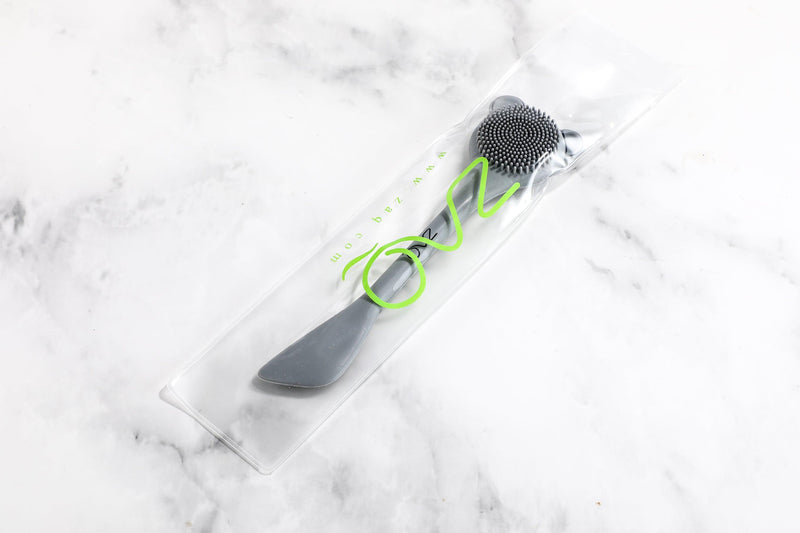 Hugz Silicone Cleansing Brush and Spatula Applicator